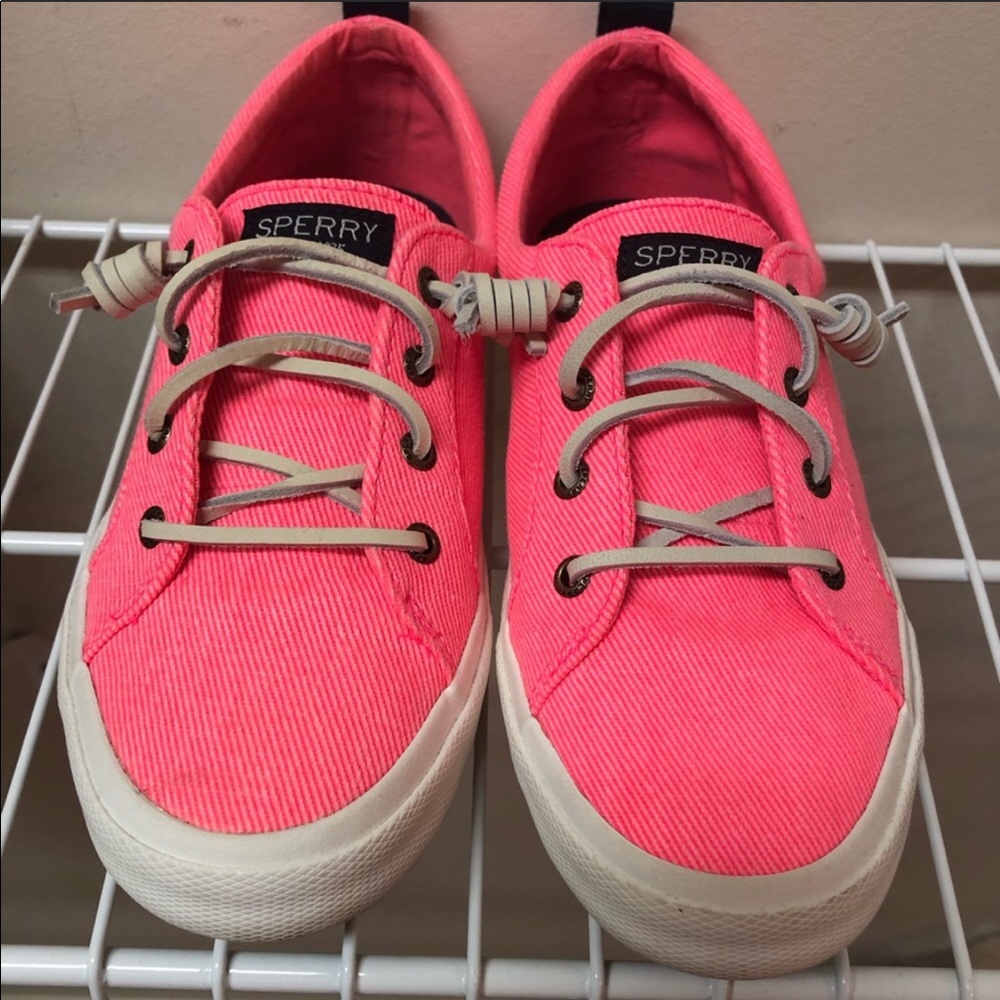 Sperry Women’s neonpink size 7
